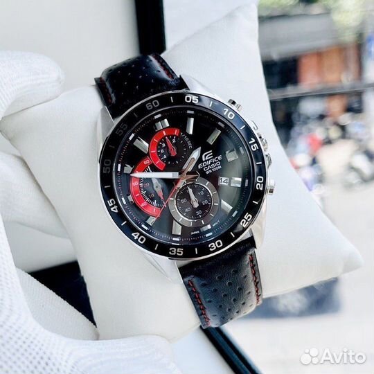 Часы мужские Casio Edifice EFV-550L-1A