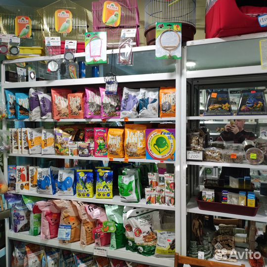 Корм для собак и кошек