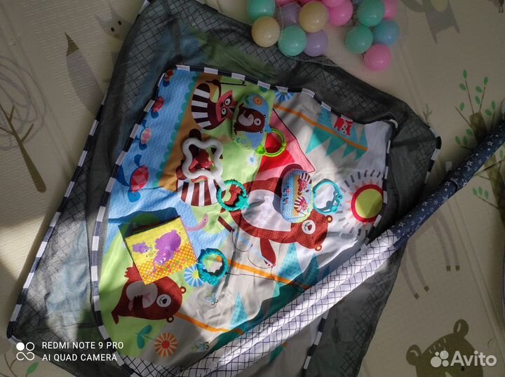 Игровой развивающий коврик