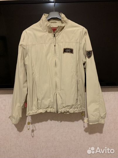 Ветровка женская