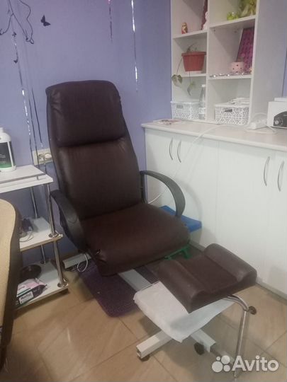 Парикмахерское оборудование б/у