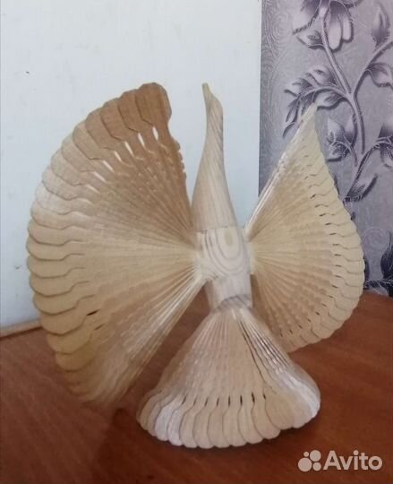 Птица счастья. Сувениры из дерева
