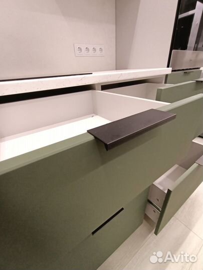 Кухонный гарнитур 