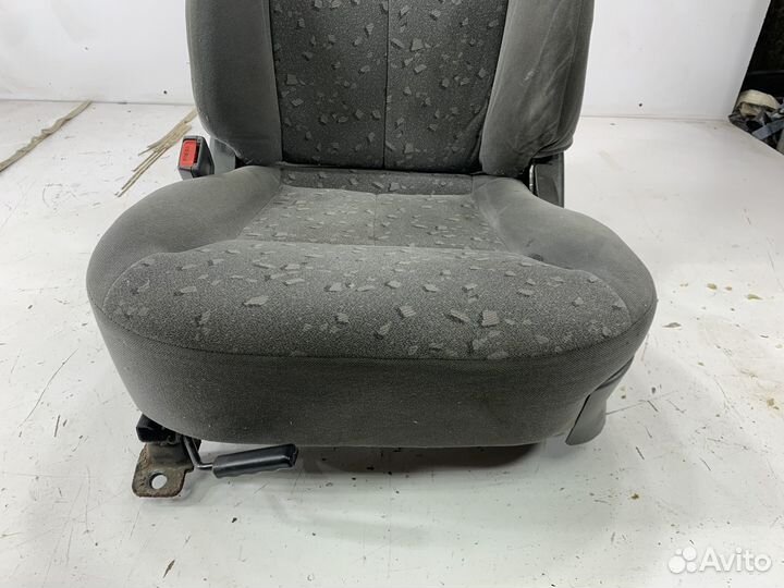 Kia Spectra Сиденье водительское с подогревом