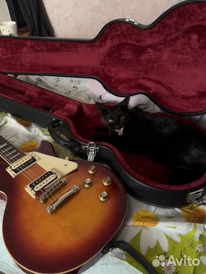 Электрогитара Epiphone Classic Cherry Sunburst