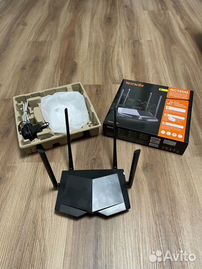 Wi-Fi роутер Tenda AC6 5ггц новый