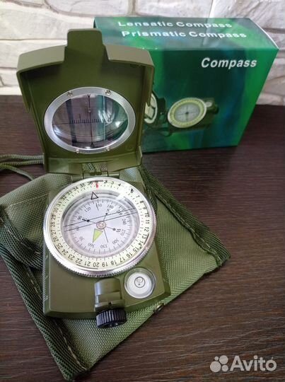 Многофункциональный компас Lensatic