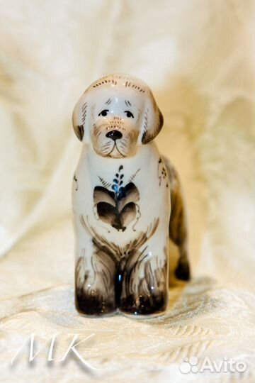 Ньюфаундленд статуэтка из фарфора