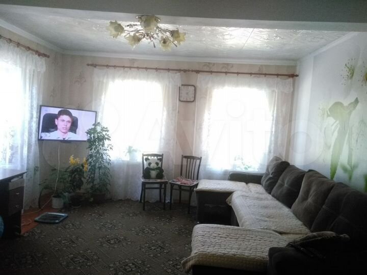 Дом 50 м² на участке 8 сот.