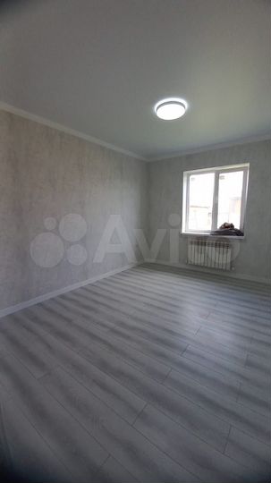 Коттедж 98 м² на участке 3 сот.