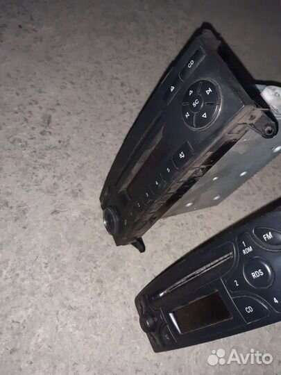 Магнитола на мерседес вито виано 639