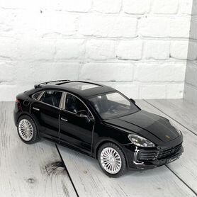 Модель автомобиля porsche cayenne 1:24