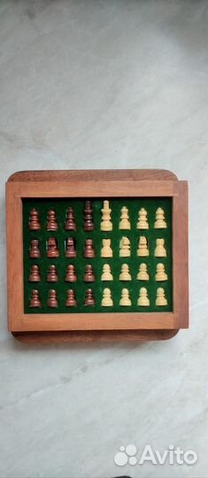 Шахматы подарочные, карманные 13х13 см. Магнитные