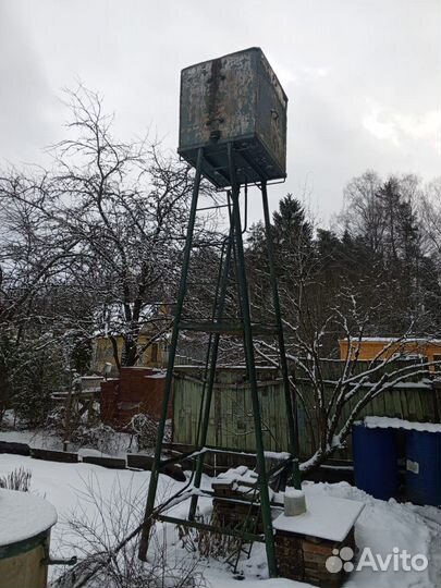 Бак для набора воды