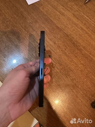 iPhone 15 Pro, 512 ГБ