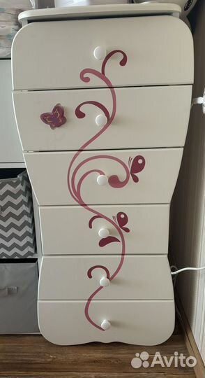 Детская кроватка с комодом