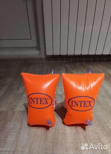 Нарукавники для плавания