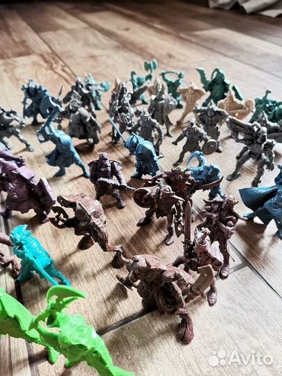 Большой набор солдатиков 