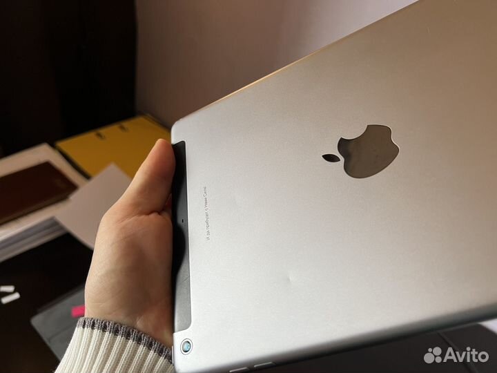 Планшет apple iPad air