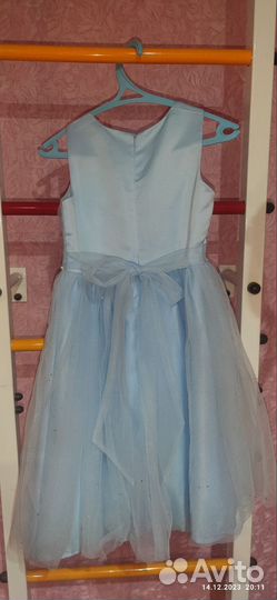 Нарядное платье для девочки