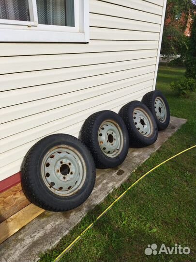 Bridgestone Blizzak Ice 205/65 R16