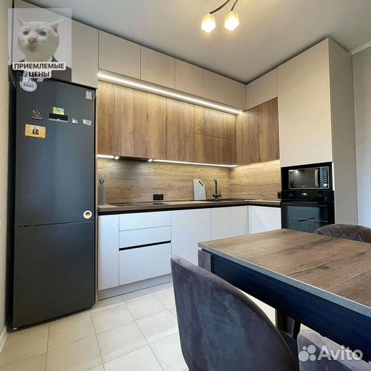 Кухонный гарнитур угловой