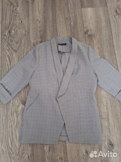 Пиджак женский 48 новый