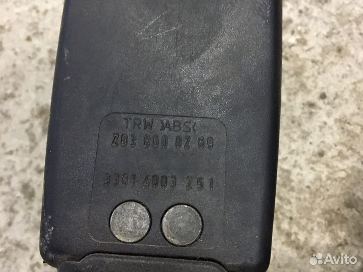 Замок ремня безопастности Mercedes W203