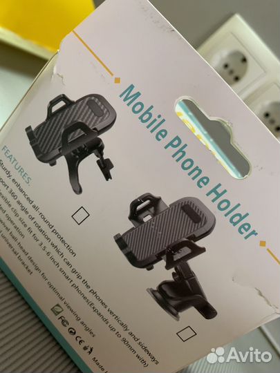Подставка для телефона в машину