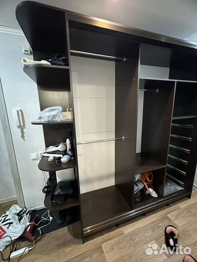 Шкаф купе с зеркалом