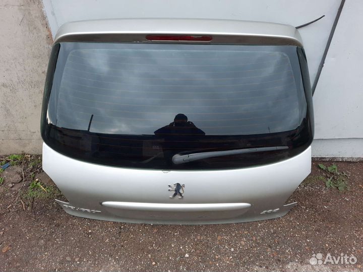 Крышка багажника Peugeot 206 хэтчбек