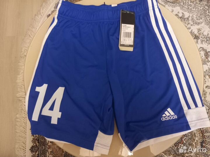 Шорты adidas оригинал новые