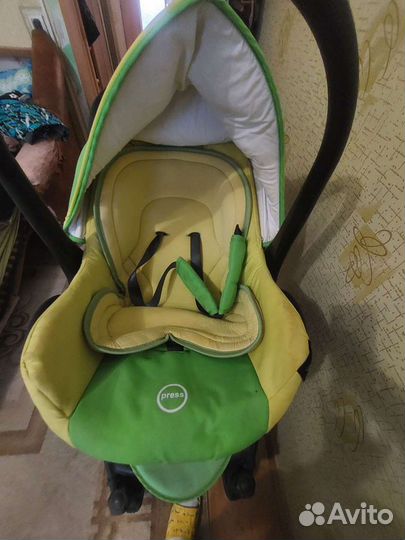 Коляска zippy 3 в 1