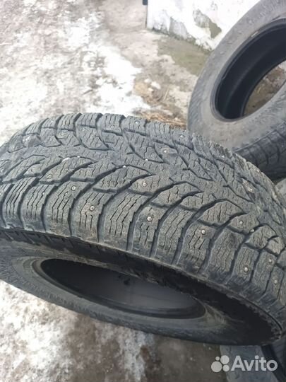 Nokian Tyres Hakkapeliitta 8 285/75 R16