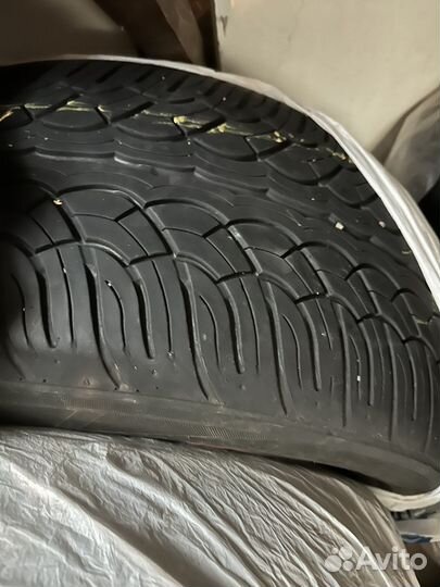 Yokohama Parada Spec-X 285/50 R20