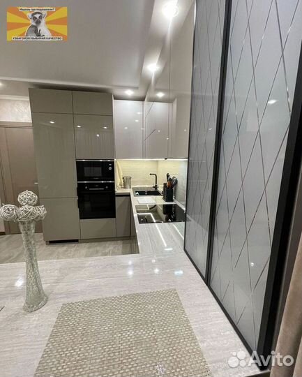 Кухонный гарнитур угловой