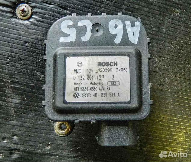 Моторчик заслонки отопителя Audi A6 C5 2.4 4B18205