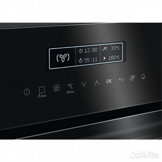 Духовой шкаф AEG BPE742320B