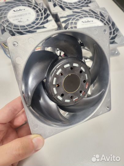 Мощный 100Вт 50V 2A вентилятор Nidec servo 12x12