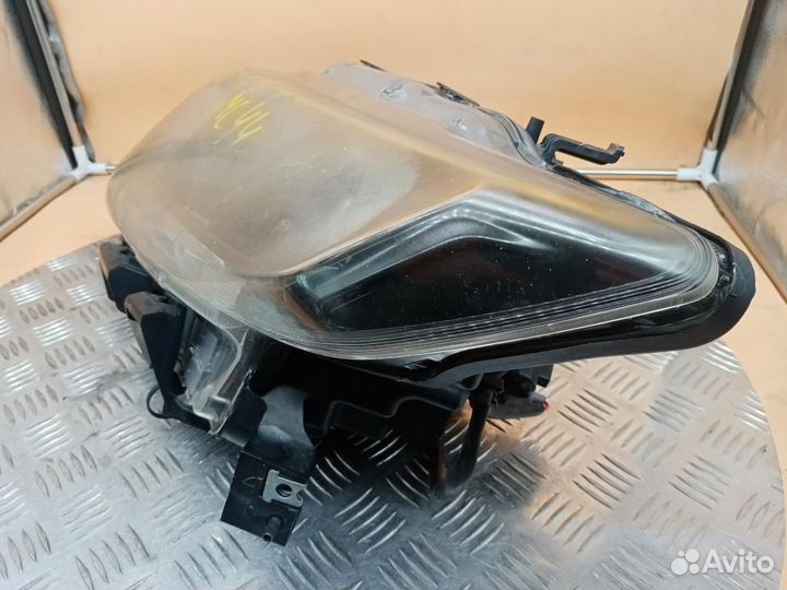 Фара левая Nissan X-Trail