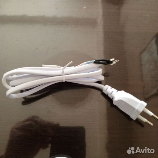 Провод электрический 1.5 м 2.5 А