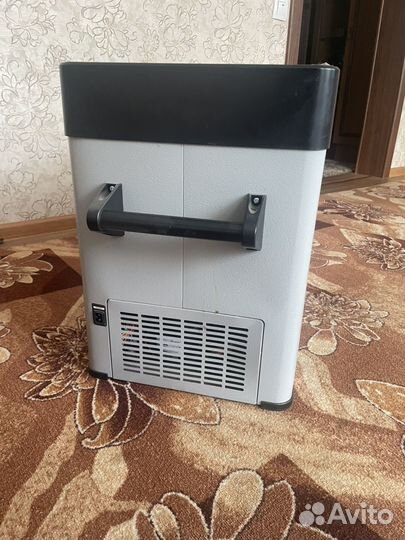 Холодильник автомобильный libhof Q-55