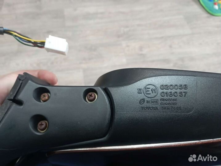 Зеркало правое 9к Toyota Avensis 2 рестайлинг