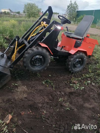 Мини-трактор, 2023