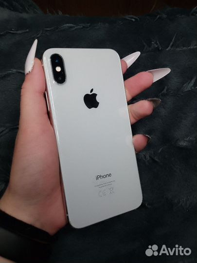iPhone X, 256 ГБ