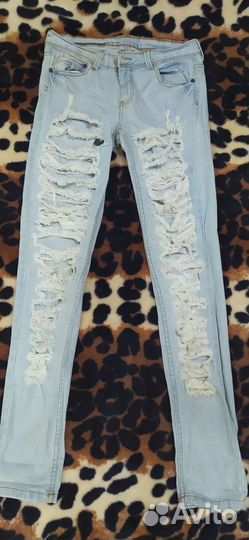 Джинсы женские