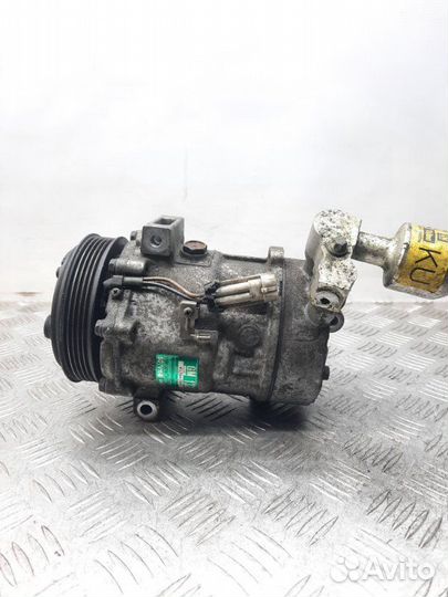 Компрессор кондиционера Opel Vectra хэтчбэк 5 дв