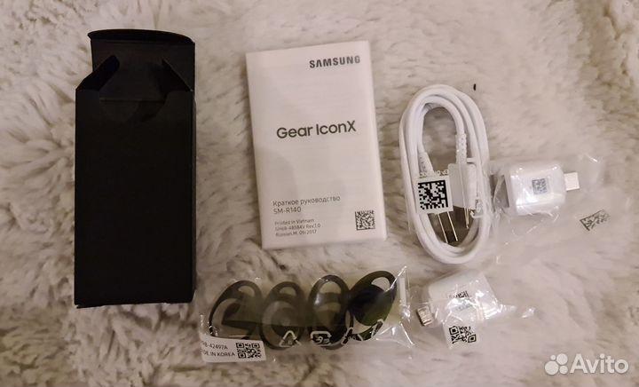 Наушники bluetooth стерео Samsung Gear IconX 2018