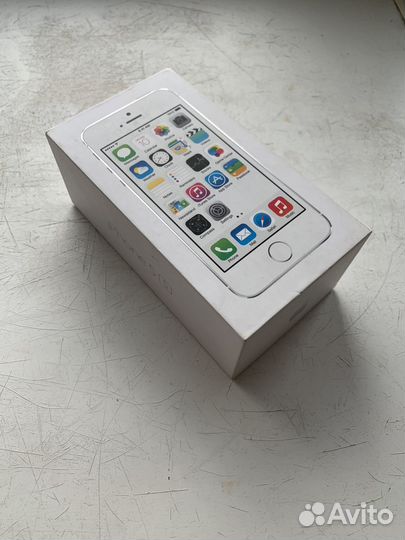 Коробка от iPhone 5s