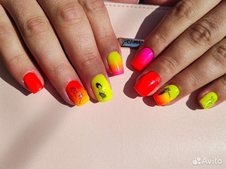 Маникюр/педикюр